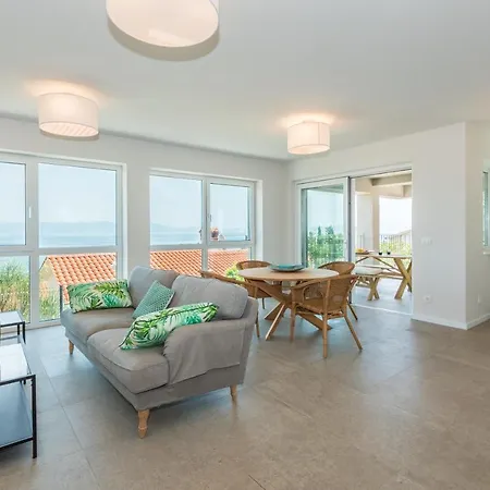 House 61 Appartement Sveta Marina