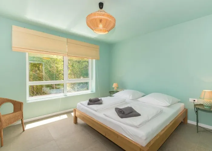 House 61 Διαμέρισμα *