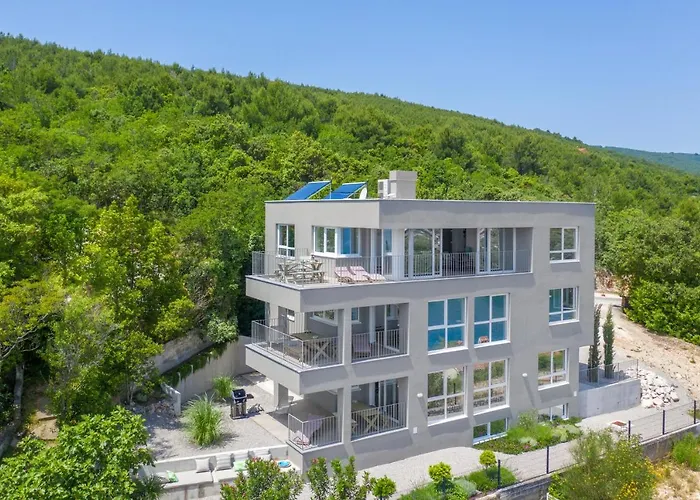 House 61 Sveta Marina
