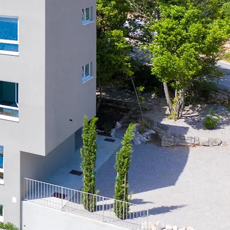 Apartment House 61 *